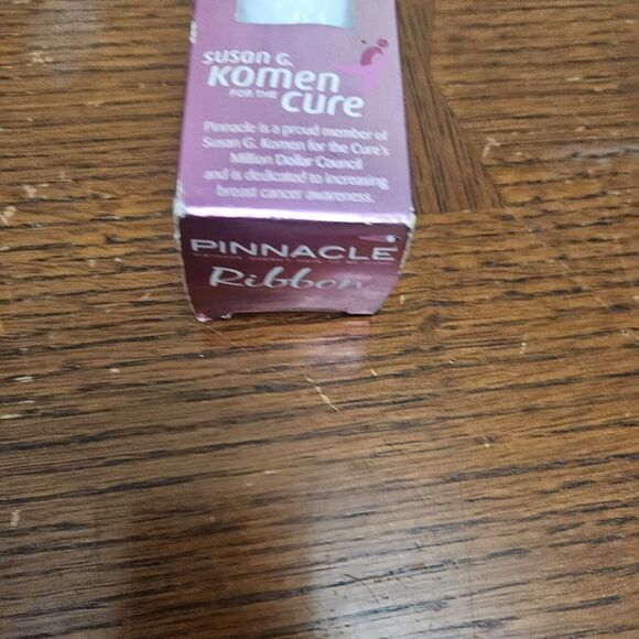 Pinnacle Ribbon Susan G. Komen For Cure Pink Golf Balls Breast Cancer - Picture 3 of 5